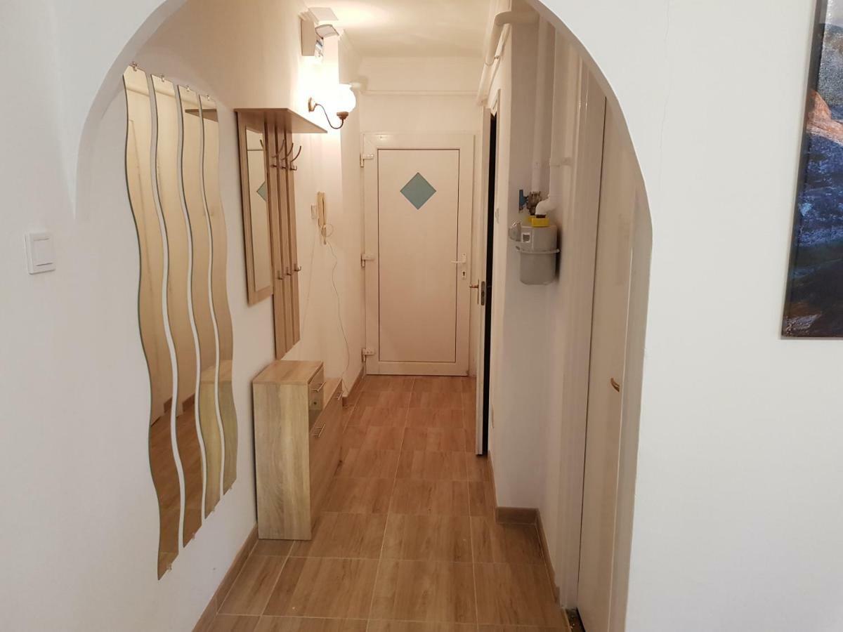 Lia Apartman Apartment Kiskunhalas Luaran gambar